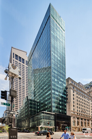 717 Fifth Ave, New York, NY for sale - Building Photo - Image 1 of 1