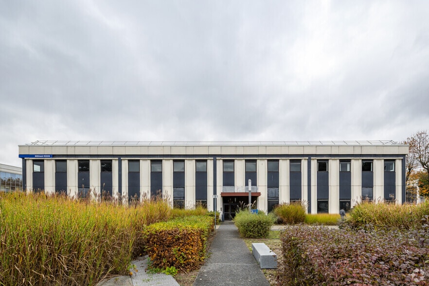 22 Avenue Des Nations, Villepinte, Villepinte to rent - Building Photo - Image 3 of 3