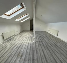 Ardwick Green N, Manchester to rent Interior Photo- Image 1 of 3