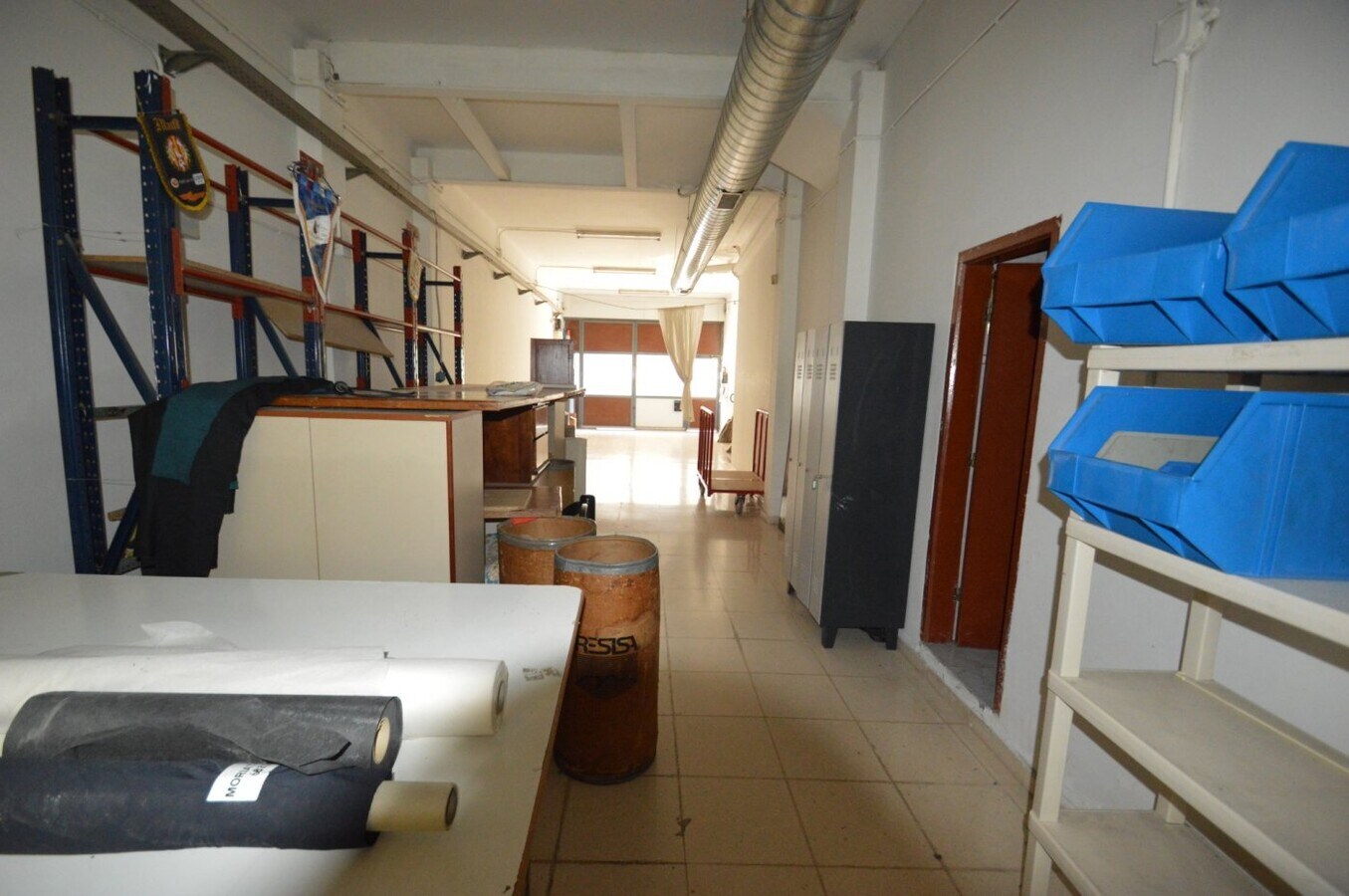 Santa Coloma de Gramenet, BAR 08922 - Unit - - - Interior Photo - Image 2 of 7
