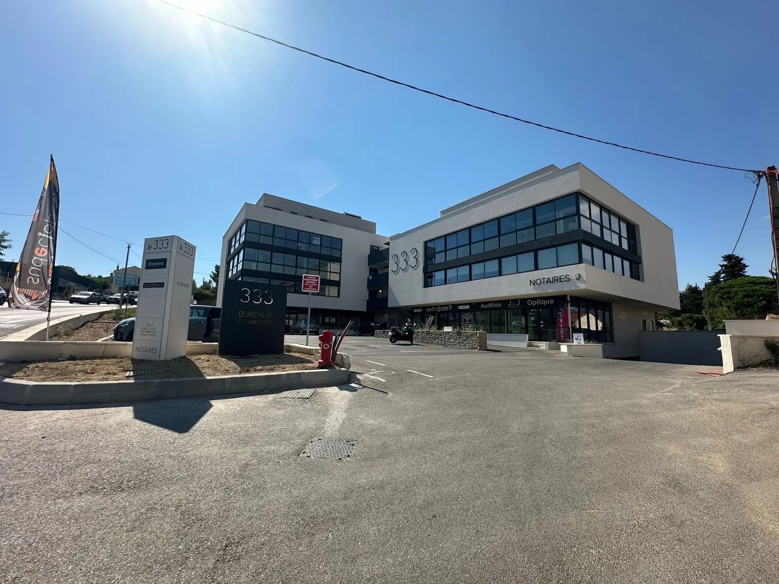 Office in La Seyne-sur-Mer to rent Building Photo- Image 1 of 7