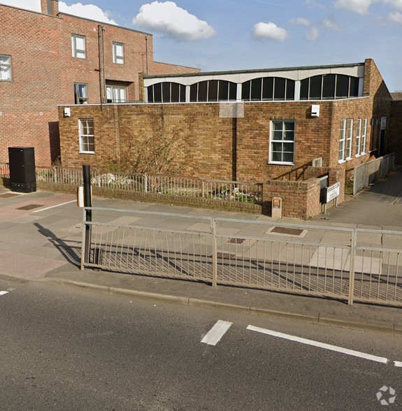 600 Cranbrook Rd, Ilford for sale - Building Photo - Image 1 of 1