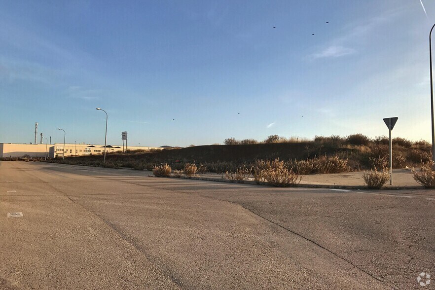 Land in Torres de la Alameda, Madrid for sale - Primary Photo - Image 1 of 1