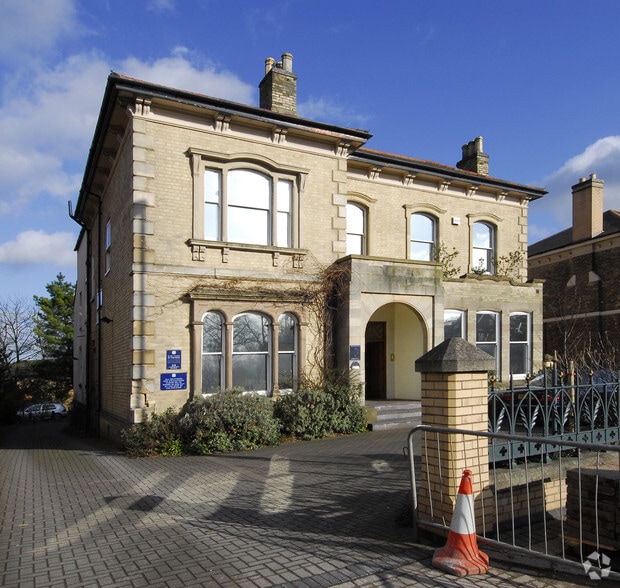 218 London Rd, Leicester LE2 1NE UK