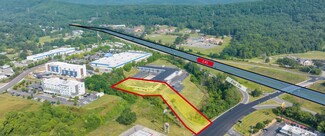 More details for 8118 Plantation Rd, Roanoke, VA - Retail for Sale