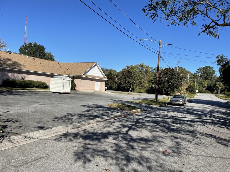 2812 Williams St, Savannah, GA for rent - Building Photo - Image 3 of 42