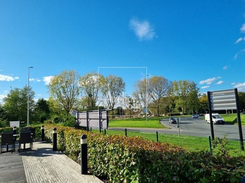 Land in Lisses for sale - Building Photo - Image 2 of 4