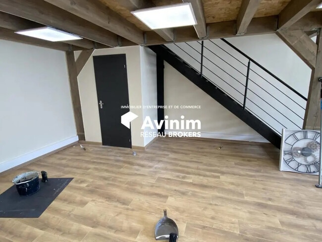 Location Commerce 70 m²
