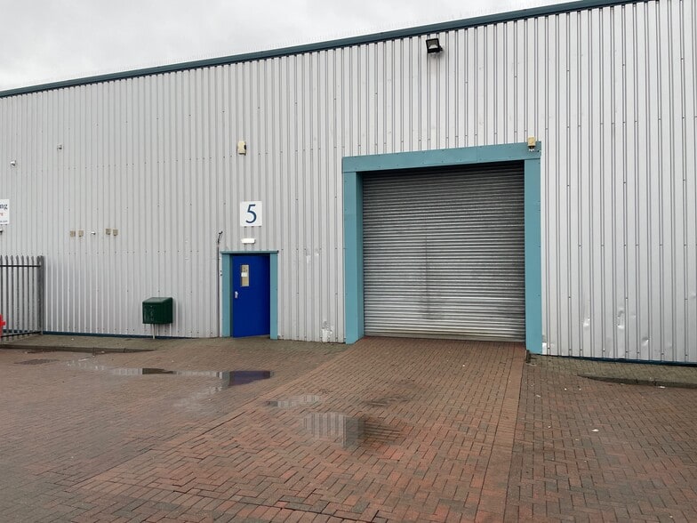 3 Wardpark Rd, Cumbernauld to rent - Building Photo - Image 1 of 14