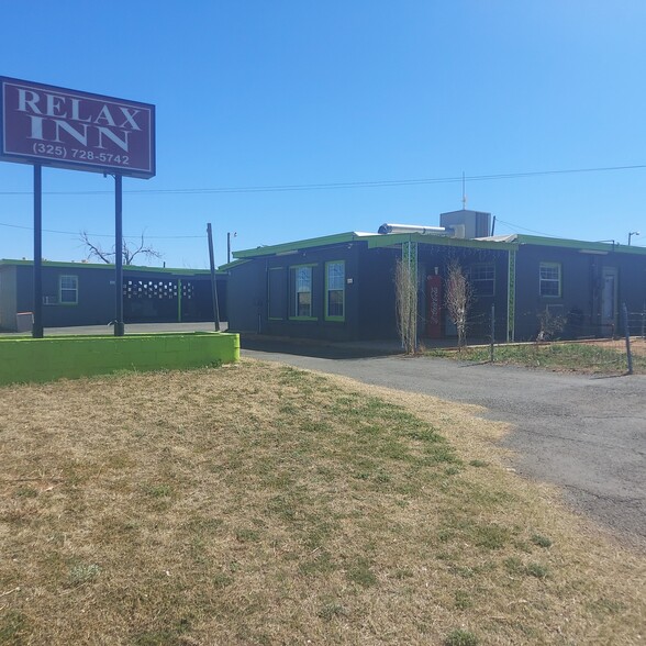 1041 Westpoint Ave, Colorado City, TX for sale - Building Photo - Image 1 of 1