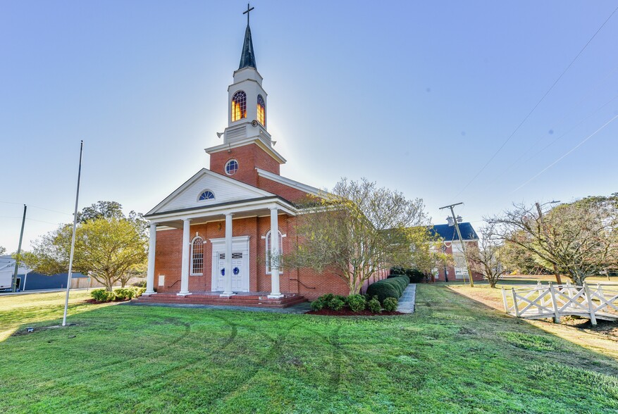 3901 Raeford Rd, Fayetteville, NC for sale - Primary Photo - Image 1 of 1