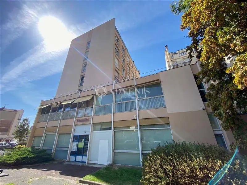 Vente Bureaux 424 m² - Photo 1