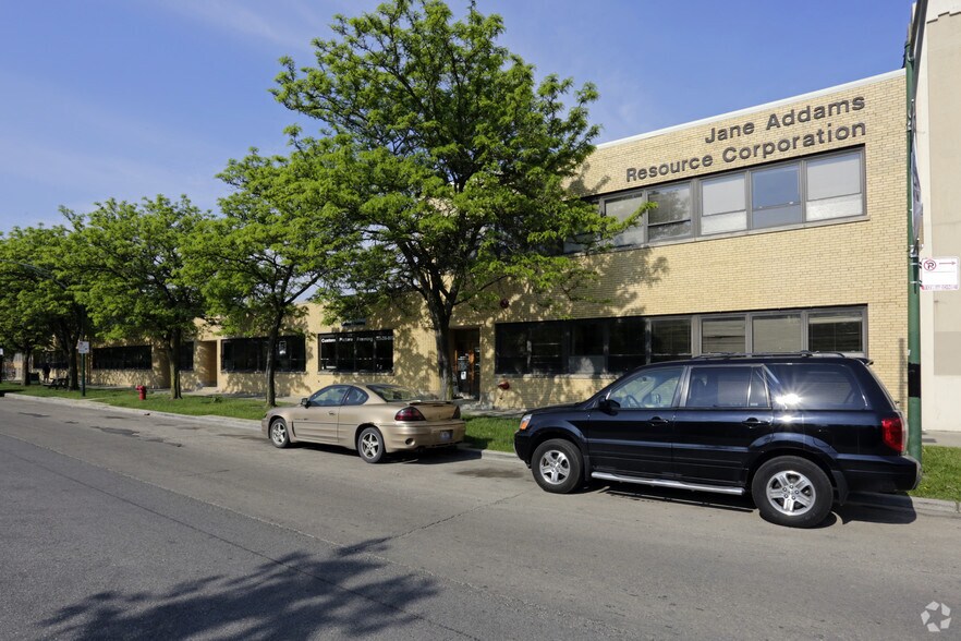 4422-4432 N Ravenswood Ave, Chicago, IL for rent - Primary Photo - Image 3 of 8