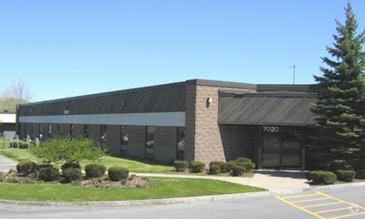 7020 E Fly Rd, E Syracuse, NY for rent - Building Photo - Image 2 of 4