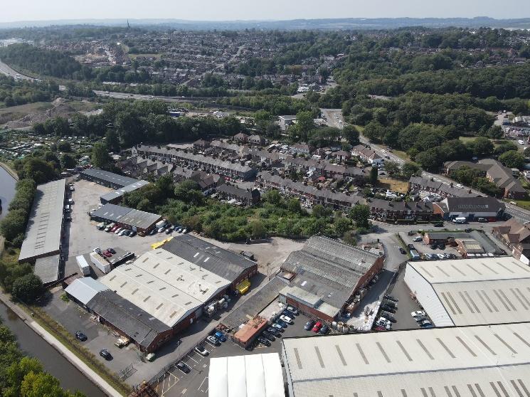 Scott Lidgett Rd, Stoke On Trent to rent Primary Photo- Image 1 of 3