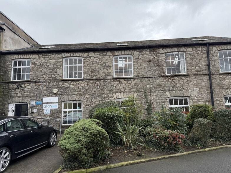 Natland Rd, Kendal to rent - Building Photo - Image 1 of 8