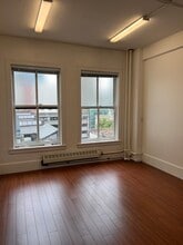 525 Seymour St, Vancouver, BC to rent Building Photo- Image 1 of 2
