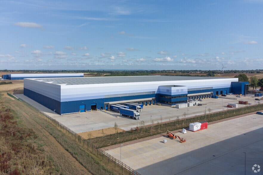 Mere Ln, Lutterworth for sale - Primary Photo - Image 1 of 1