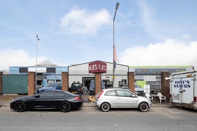 More details for 24 Willow Ln, Mitcham - Industrial to Rent