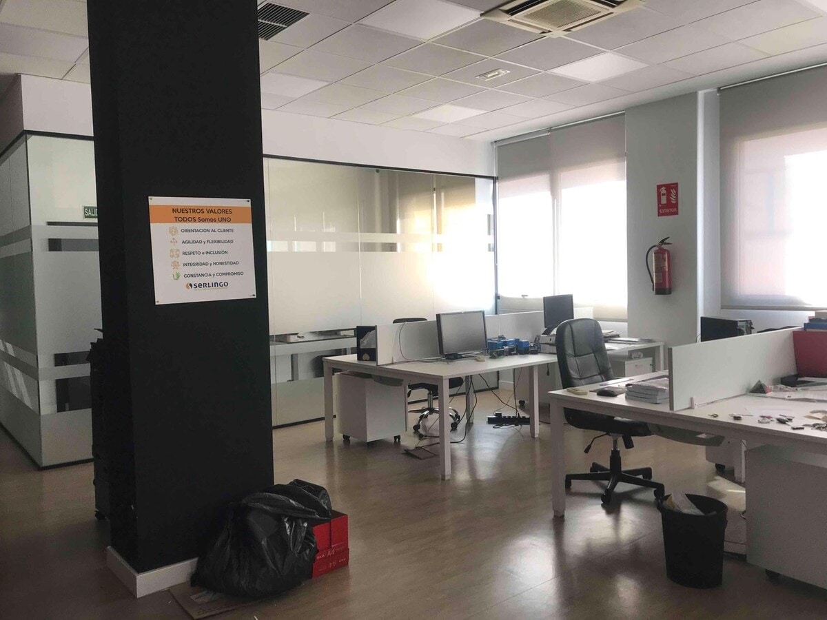 Madrid, MAD 28044 - - - Interior Photo - Image 2 of 10