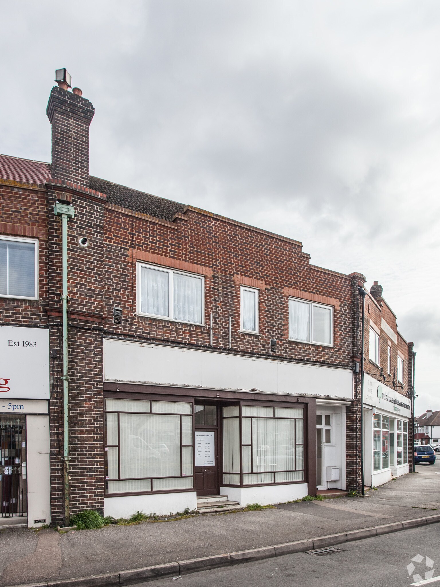 178 Kingston Rd, Epsom for sale Primary Photo- Image 1 of 1