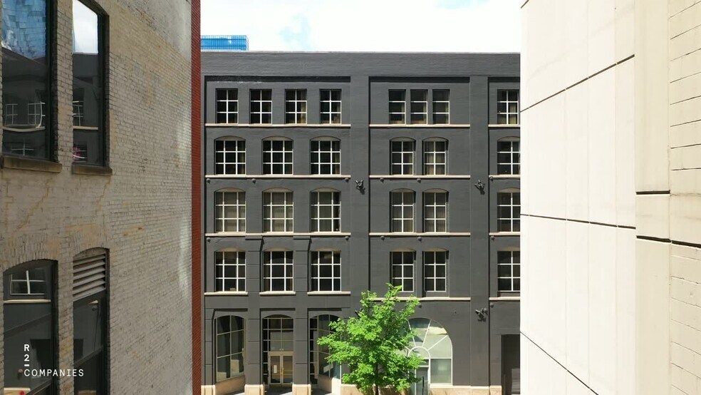 130 S Jefferson St, Chicago, IL to rent - Commercial Listing Video - Image 2 of 8