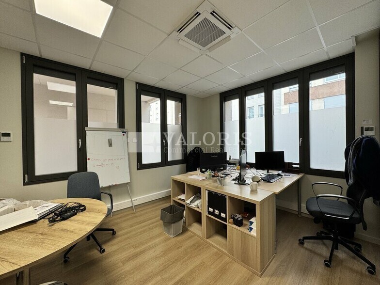 62 Rue Paul Verlaine, Villeurbanne to rent - Building Photo - Image 2 of 5