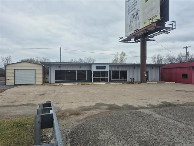 403 S Chouteau Ave, Chouteau, OK for sale - Building Photo - Image 3 of 8