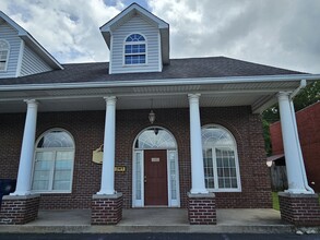 49 Piedmont Dr, Winder, GA for rent Building Photo- Image 1 of 17