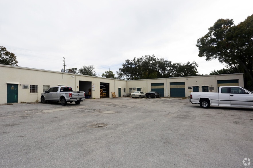 5150 Ulmerton Rd, Clearwater, FL for rent - Building Photo - Image 1 of 1