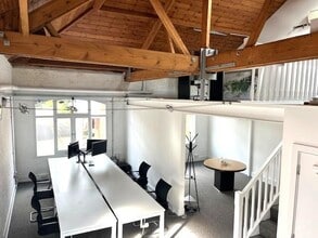 21 Old Brewery Ln, Henley On Thames to rent Interior Photo- Image 1 of 3
