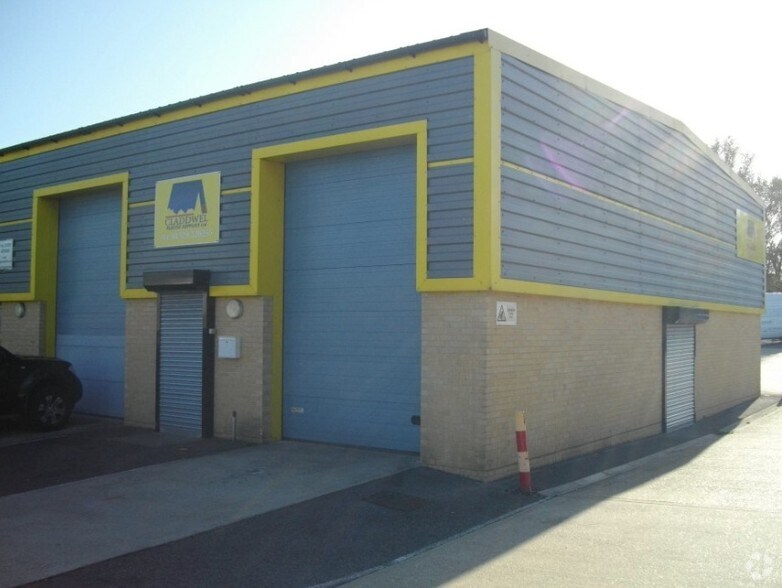 Speedfields Park, Fareham for sale - Primary Photo - Image 1 of 1