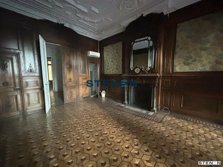 Office in Marseille to rent - Interior Photo - Image 3 of 6