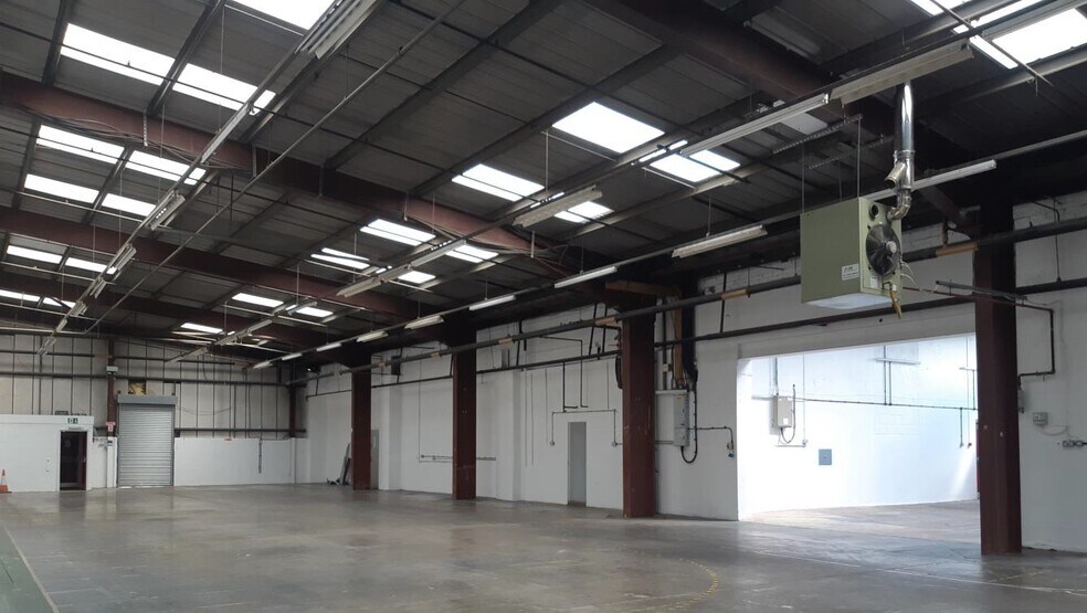 E1-E6 Goodridge Av, Gloucester to rent - Interior Photo - Image 2 of 6