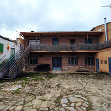 Retail in Piñuécar-Gandullas, MAD for sale Primary Photo- Image 1 of 39