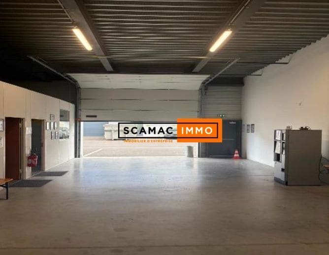 Industrial in Villeneuve-la-Garenne to rent - Interior Photo - Image 3 of 12