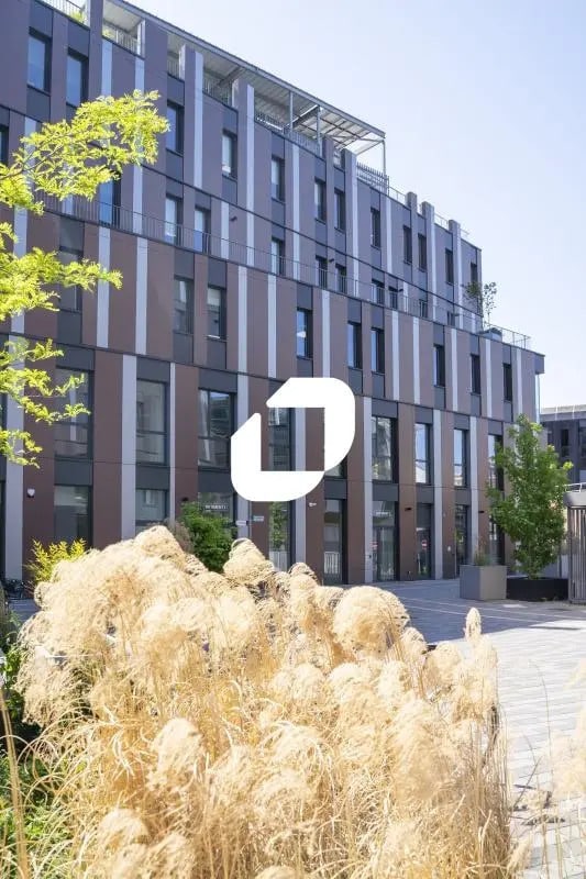 Location Bureaux 2 787 m²