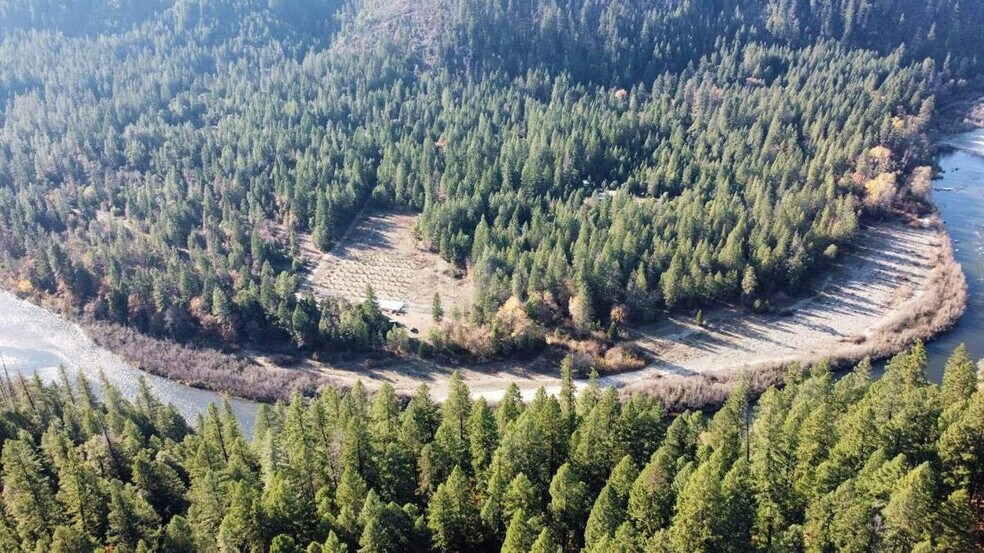 Klamath National Forest, Happy Camp, CA for sale - Primary Photo - Image 2 of 5