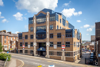 6-8 Stuart St, Luton for sale Primary Photo- Image 1 of 1