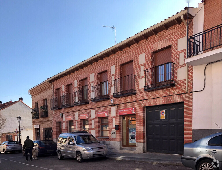 Calle de la Libertad, 60, Navalcarnero, Madrid for rent - Primary Photo - Image 1 of 2