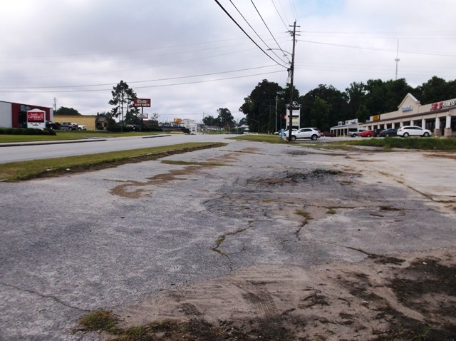 320 N Duval St, Claxton, GA for sale - Building Photo - Image 1 of 7