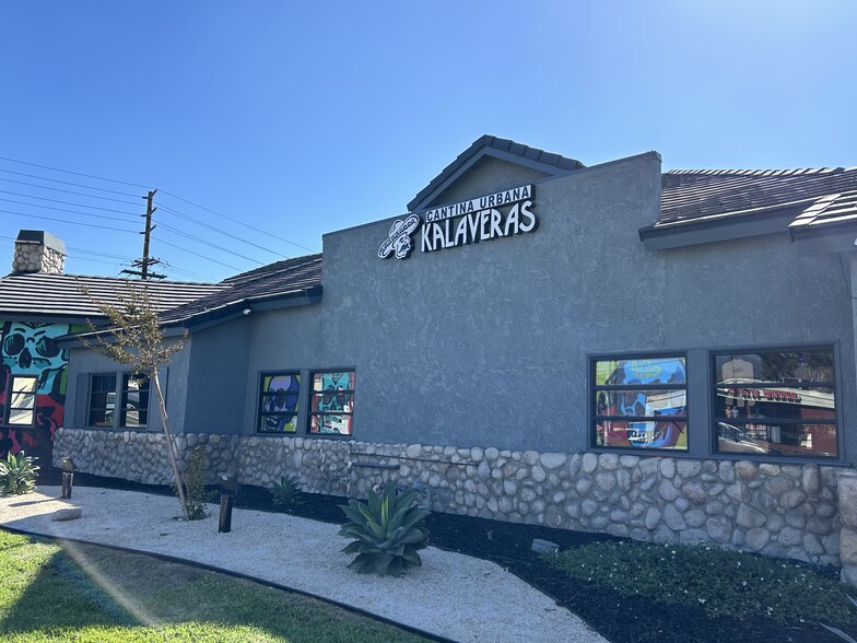 1325 N Grand Ave, Covina, CA for rent - Building Photo - Image 1 of 5