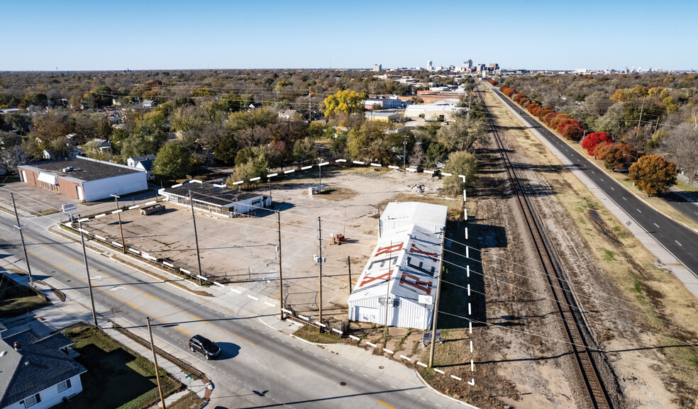 1420 E Mt Vernon St, Wichita, KS for rent - Building Photo - Image 1 of 16