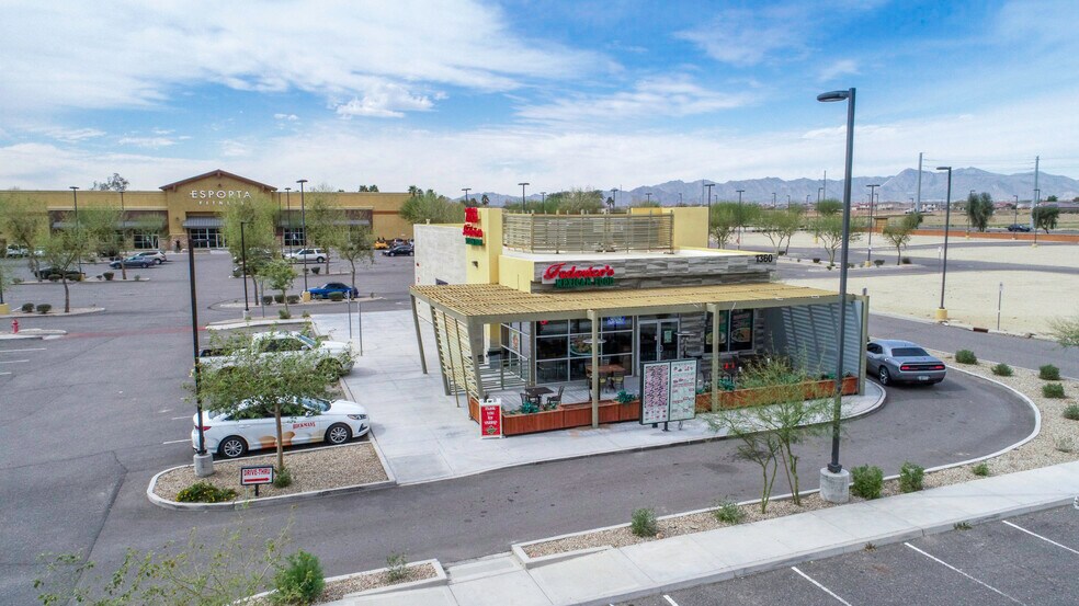 1360 S Cotton Ln, Goodyear 85338 UK