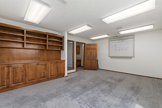 410 S Orchard St, Boise, ID for rent Interior Photo- Image 1 of 7