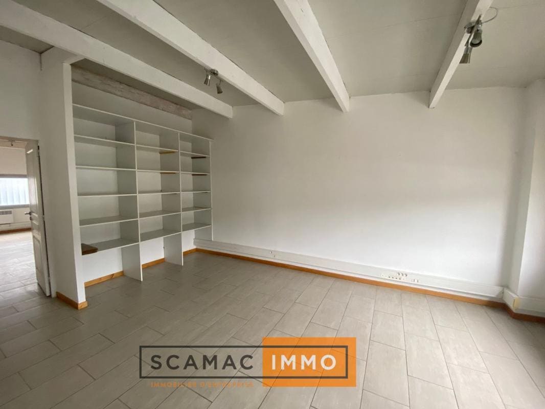 Industrial in La Ciotat to rent Interior Photo- Image 1 of 7