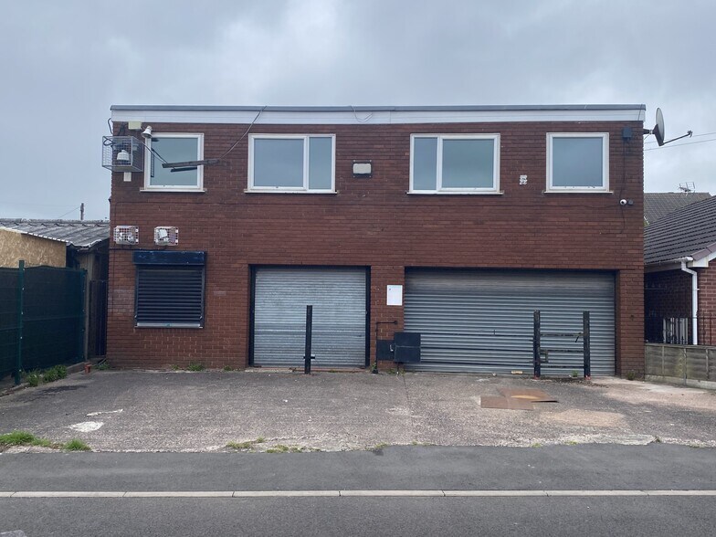 New Cross St, Wednesbury to rent - Building Photo - Image 1 of 1