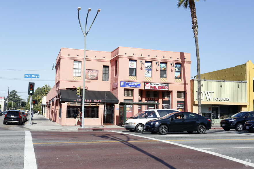 6201-6203 Van Nuys Blvd, Van Nuys, CA for sale - Building Photo - Image 1 of 1