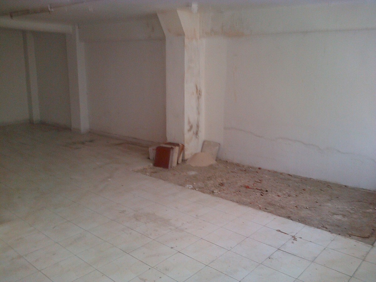 Málaga, MAL 29002 - Unit - - - Interior Photo - Image 2 of 8