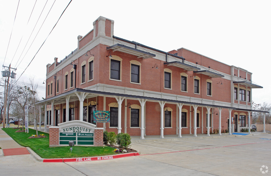 140 E Main St, Lewisville, TX for rent - Building Photo - Image 3 of 6